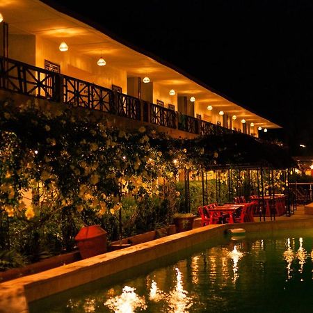 Bamboo Garden Hotel Serrekunda Extérieur photo
