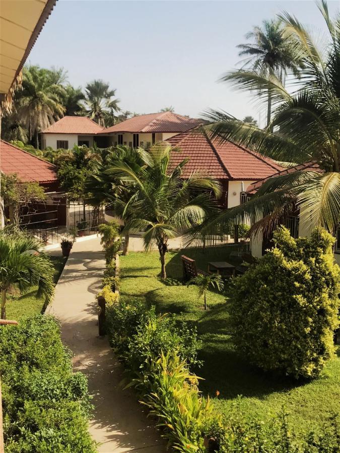 Bamboo Garden Hotel Serrekunda Extérieur photo