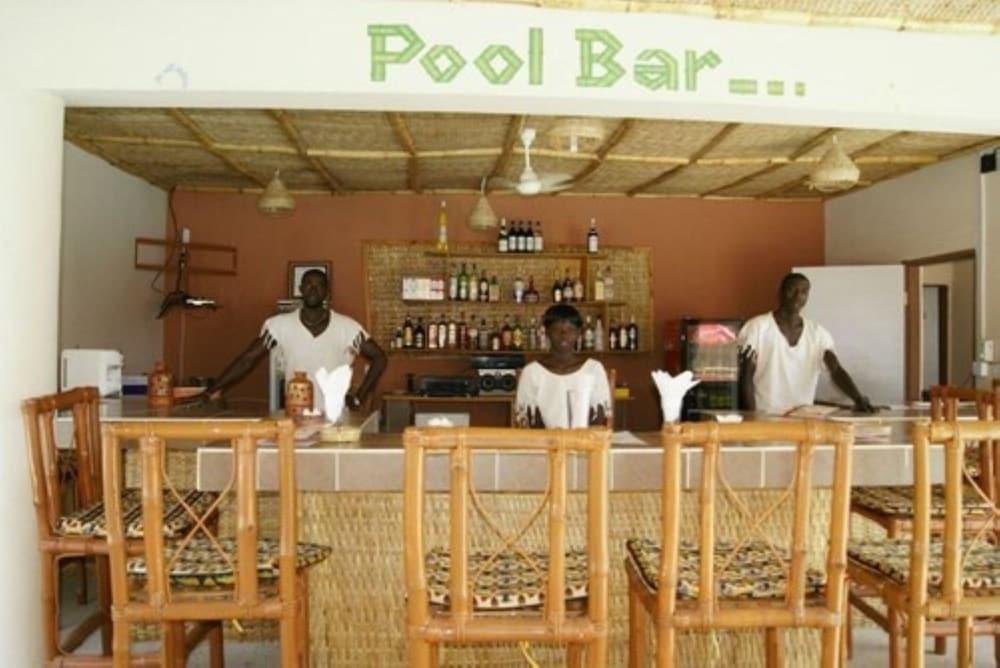 Bamboo Garden Hotel Serrekunda Extérieur photo
